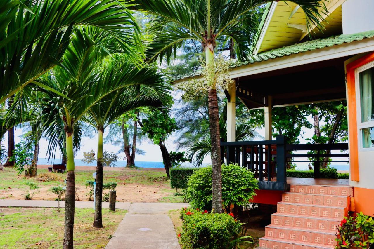 Lanta Palm Beach Resort , Beach Bungalow - Ko Lanta Extérieur photo